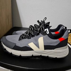 Veja Womens Outdoor sneakers